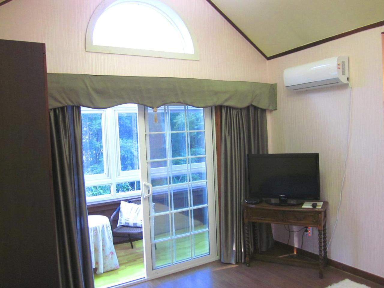 Mayfair Deneb Pension Pyeongchang Exterior foto